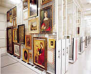 art_shelving_and_storage_racks_save_space